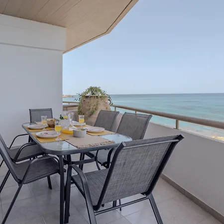 Eclectic Vintage Apartment- Sea View Perfection, Hersonissos, Crete * Limenas Chersonisou