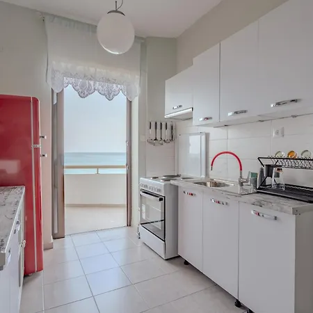 Lejlighed Eclectic Vintage Apartment- Sea View Perfection, Hersonissos, Crete *