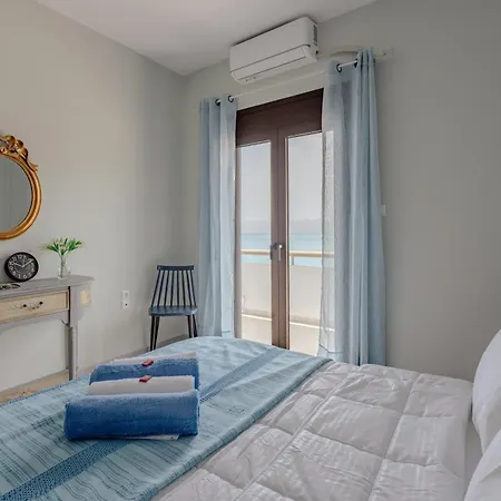 Lejlighed Eclectic Vintage Apartment- Sea View Perfection, Hersonissos, Crete *