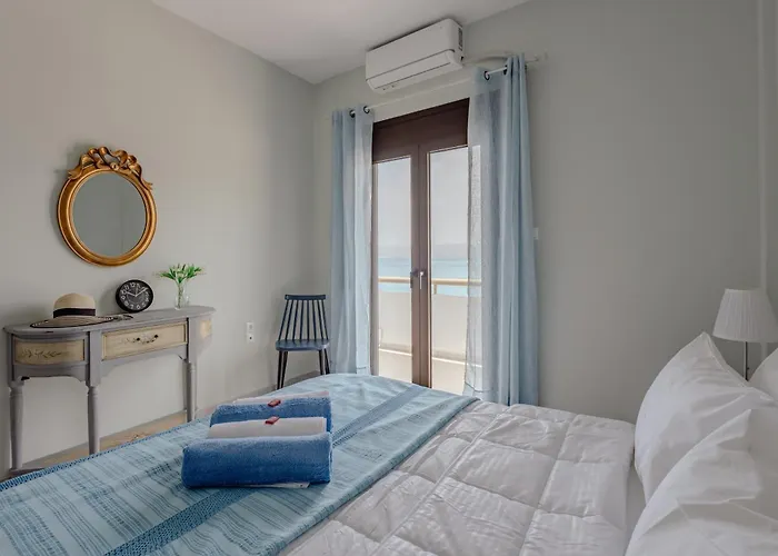 דירה Eclectic Vintage Apartment- Sea View Perfection, Hersonissos, Crete *