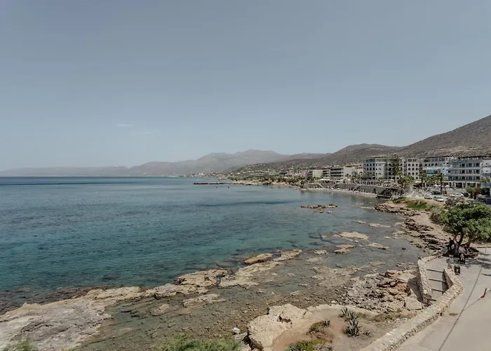 Eclectic Vintage Apartment- Sea View Perfection, Hersonissos, Crete דירה *