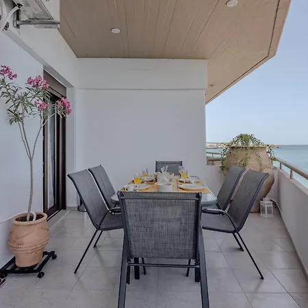 Апартаменты Eclectic Vintage Apartment- Sea View Perfection, Hersonissos, Crete